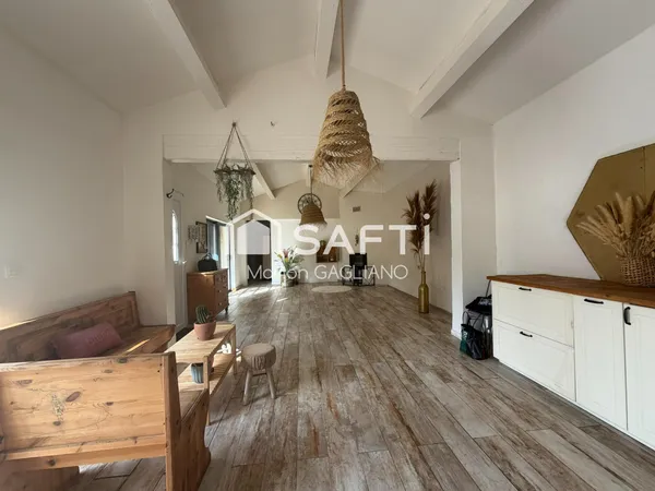 Maison au charme atypique et contemporain