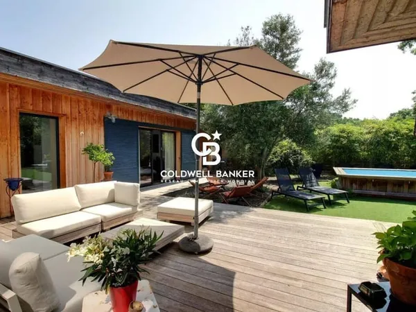 Maison 8 pièces 180 m²