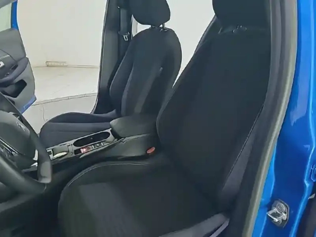 Peugeot 208 electrique 50 kwh 136ch — photo 38