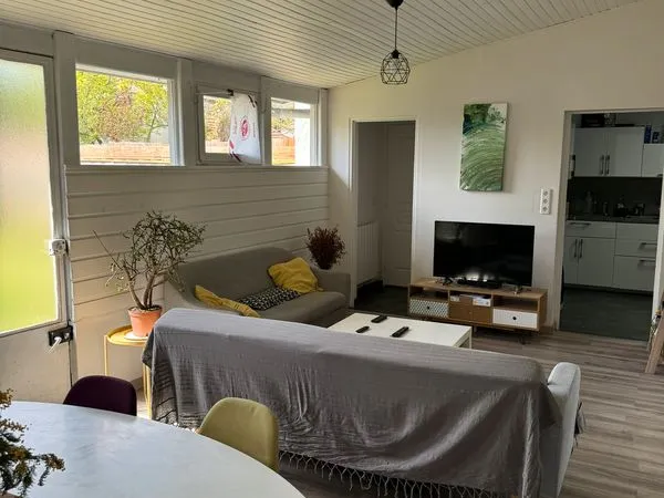 Colocation meublée étudiante, 1 chambre, maison avec jardin, proche facs