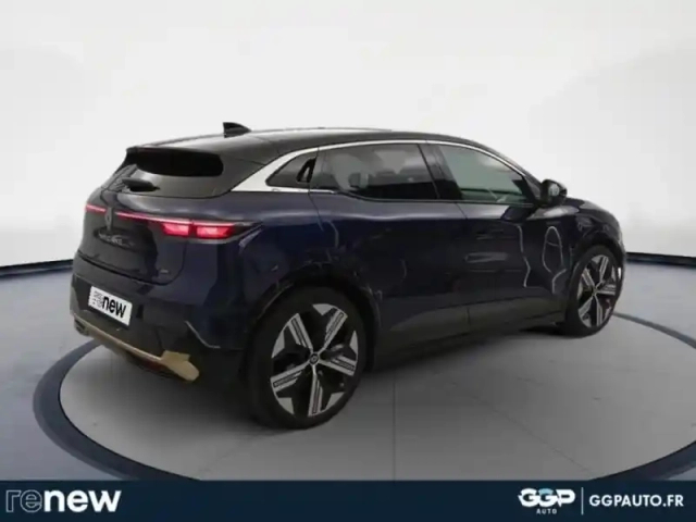 Renault Megane e-tech electric ev60 220ch iconic super charge -c — photo 50