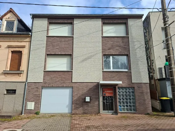 Grande maison Familial dans rue calme