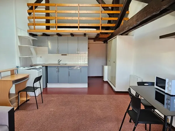 Appartement 25 m² meublé et loué proche place des Vosges Nancy