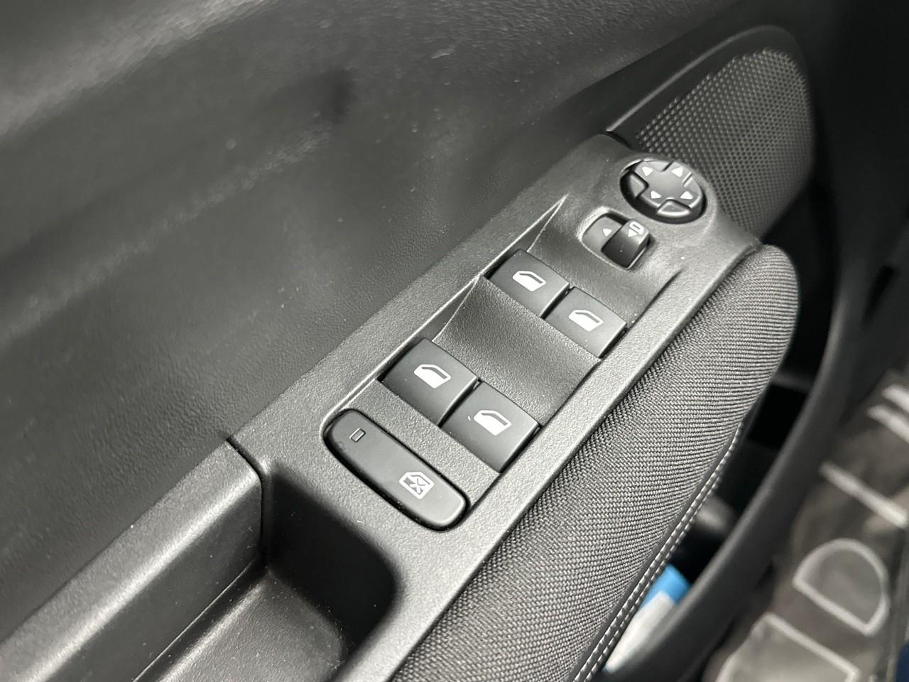 Citroën C3 Aircross puretech 130 s&s eat6 shine pack — photo 15