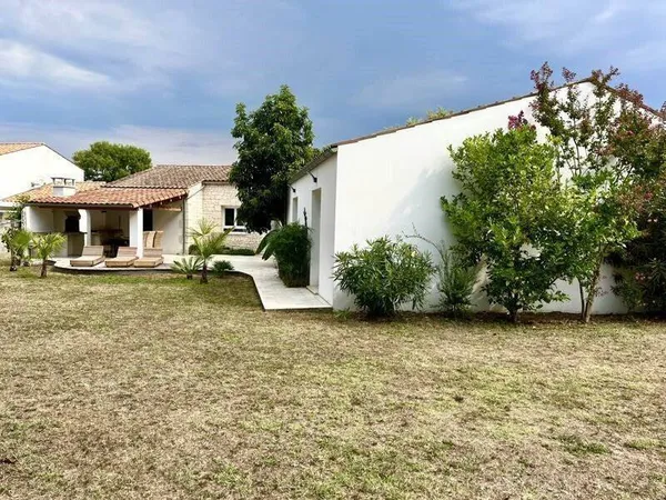 Maison de plain-pied 6 pièces 126 m²