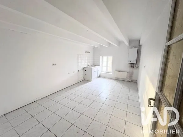 Immeuble de rapport 3 pièces 379 m²
