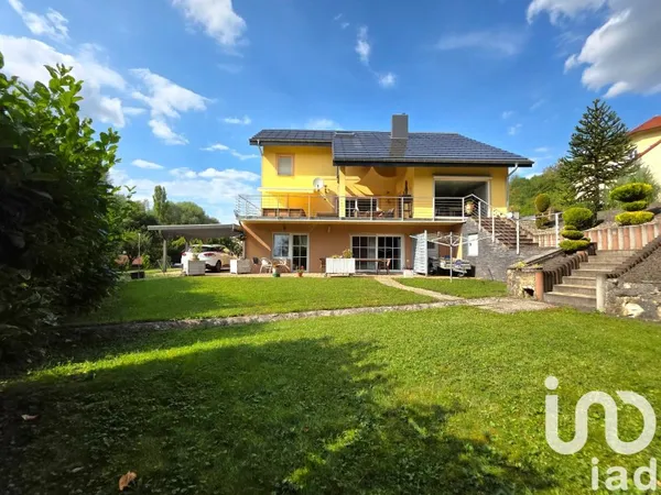 Maison 9 pièces 310 m²