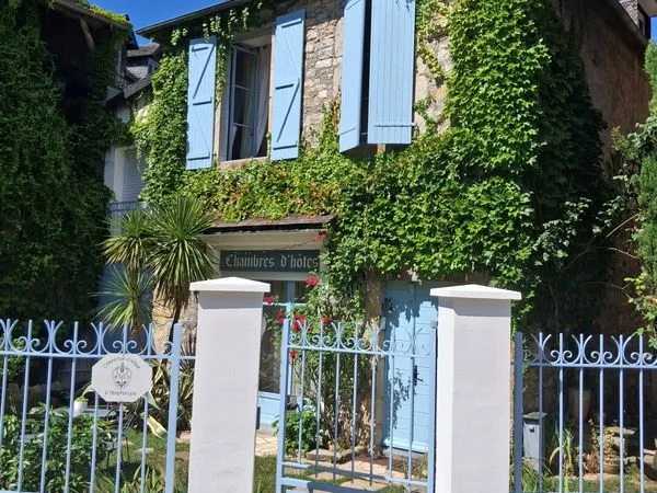 Maison 10 pièces 260 m²