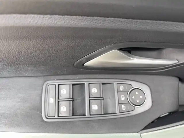 Dacia Bigster hybrid-g 150 4x4 / attelage + marchepieds — photo 10
