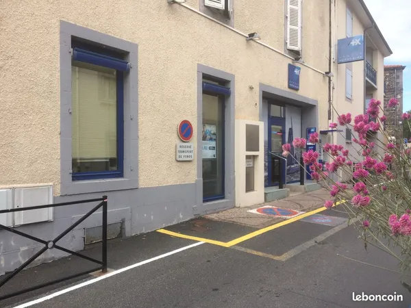 GERZAT Centre ville locaux , bureaux