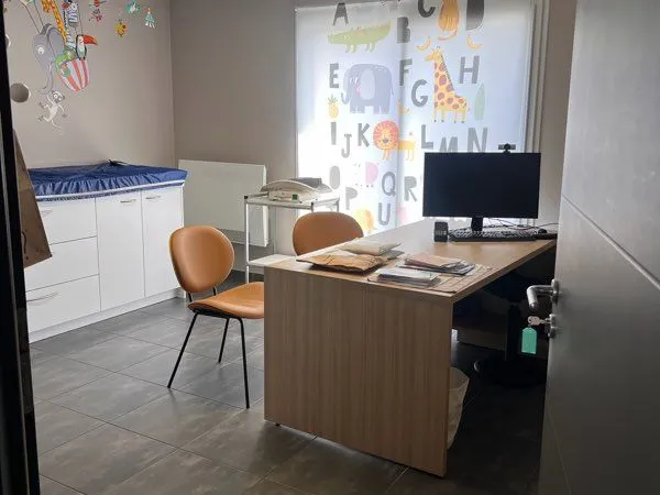 Cabinet dans maison médicale
