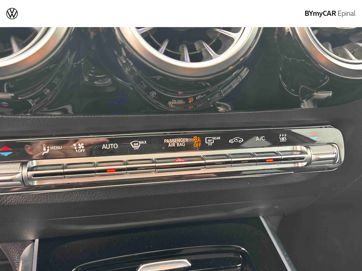 Mercedes EQA 250 — photo 21