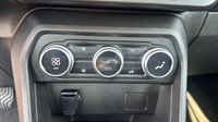 Dacia Sandero 1.0 TCe 90ch Stepway Confort -22 — photo 19