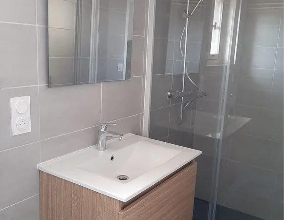 Appartement T3 1er etage centre Figeac