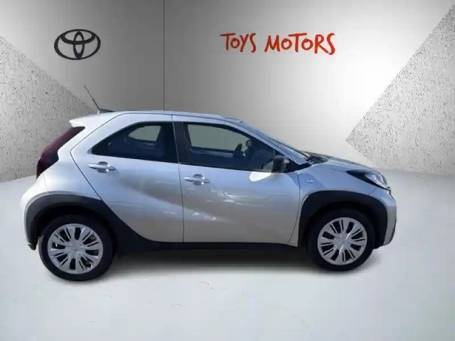 Toyota Aygo 1.0 vvt-i 72 dynamic — photo 6
