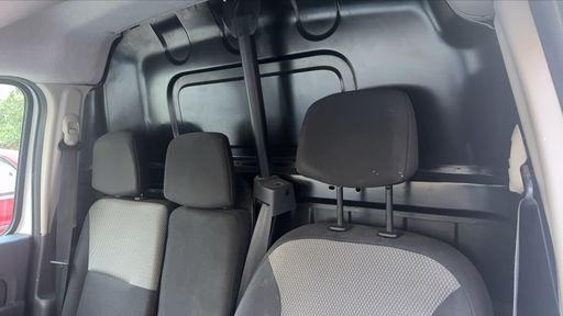 Renault Kangoo Express Blue dCi1.5 DCI 95 - Grand Confort Grand Volume – 2021 – 124069 km – Diesel – Boîte Manuelle — photo 28