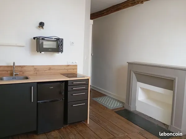 Studio 1 pièce 18 m²