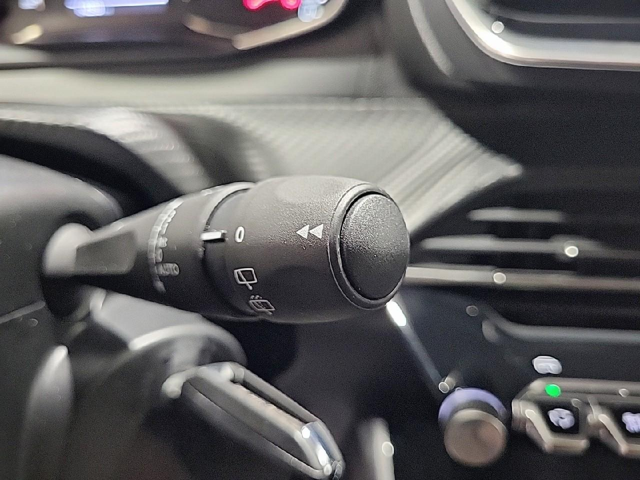 Peugeot 2008 100 s&s bvm6 style — photo 21