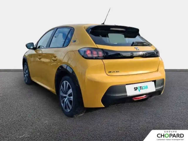 Peugeot 208 electrique 50 kwh 136ch — photo 7