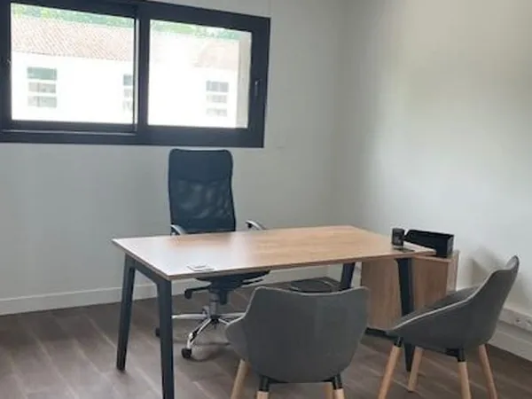 Bureau 14 m²