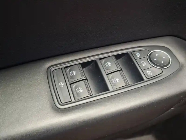 Renault Captur tce 90 - 21 — photo 6