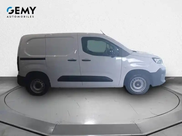 Citroën Berlingo van m diesel 100 ch manuelle — photo 4