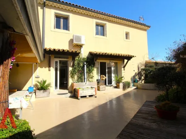 Maison de village 7 pièces 200 m²
