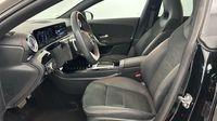 Mercedes Cla 250 e Hybrid EQ 218ch AMG Line 8G-DCT — photo 12