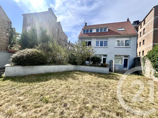 Immeuble de rapport 227 m²
