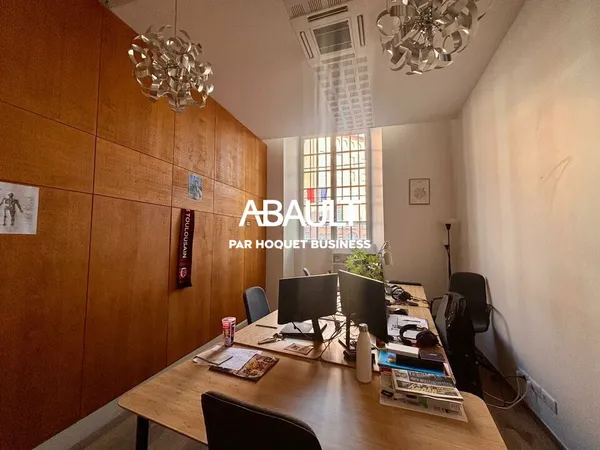 Local professionnel 59 m²