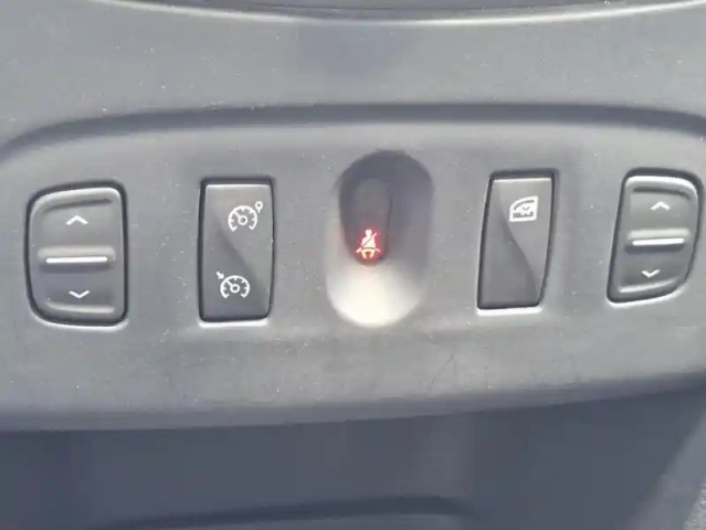 Dacia Sandero stepway tce 90 easy-r — photo 11