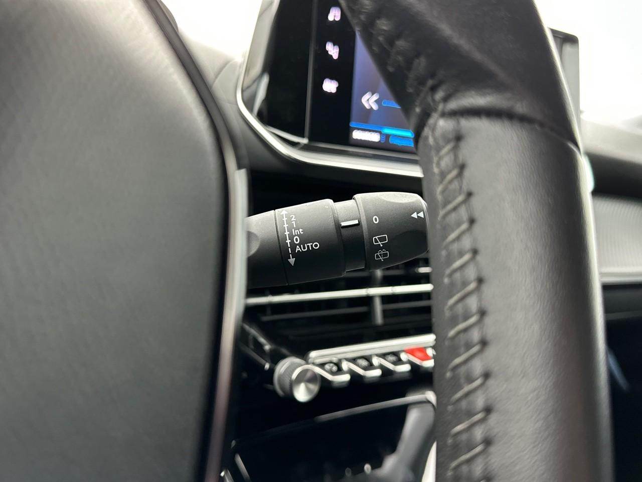 Peugeot 208 bluehdi 100 s&s bvm6 allure business — photo 20