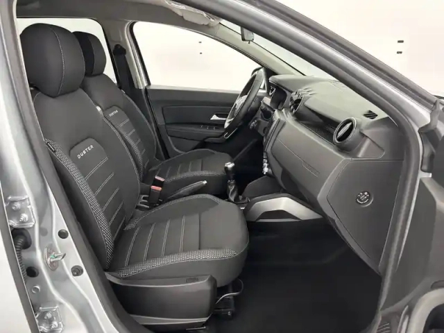 Dacia Duster blue dci 115 4x2 — photo 23