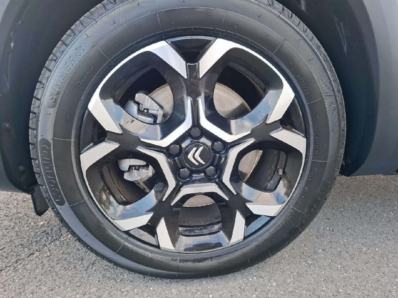 Citroën C5 Aircross hybrid rechargeable 180ch shine e-eat8 — photo 11
