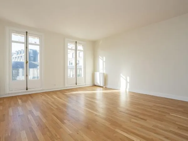 Appartement 5 pièces 158 m²