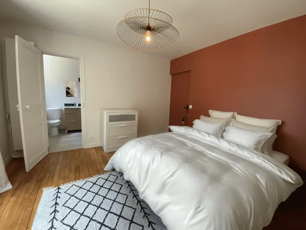 Loue chambre 17m² en coliving - Maison partagée intergénérationnelle - Orsay (91)