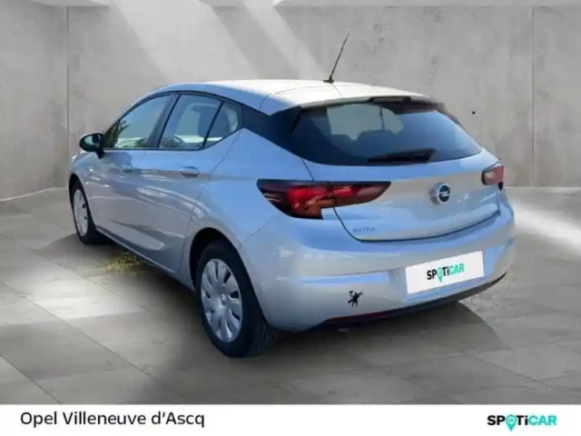 Opel Astra 1.2 turbo  110ch — photo 7