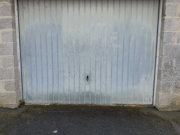 Garage a vendre