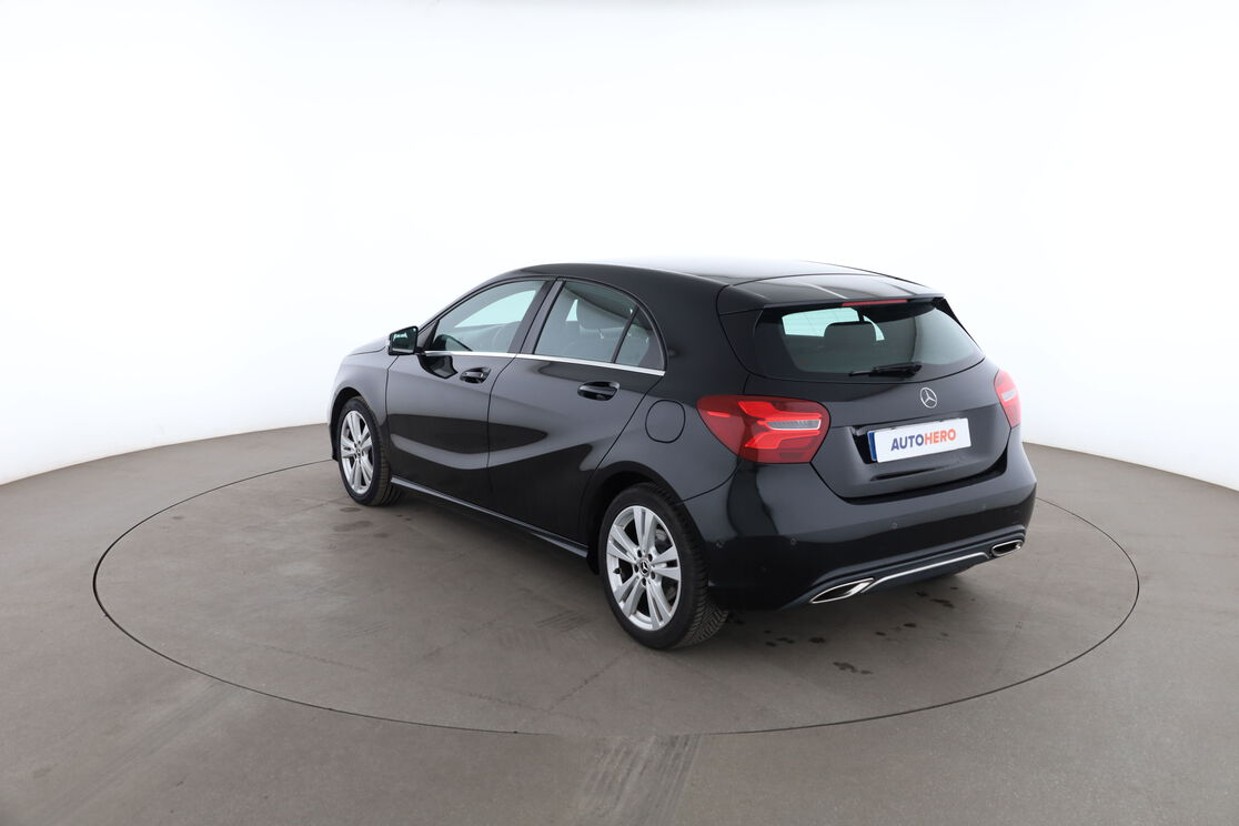 Mercedes-Benz Classe A 180 d Sensation 7G-DCT — photo 3