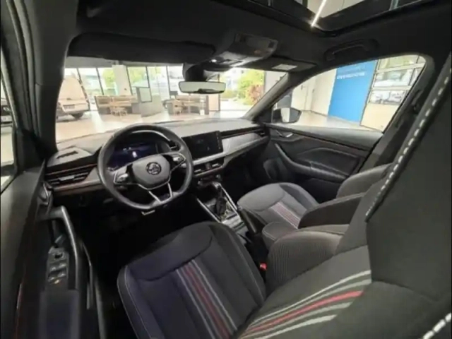 Skoda Kamiq 1.0 tsi evo 2 116ch monte carlo dsg7 — photo 14