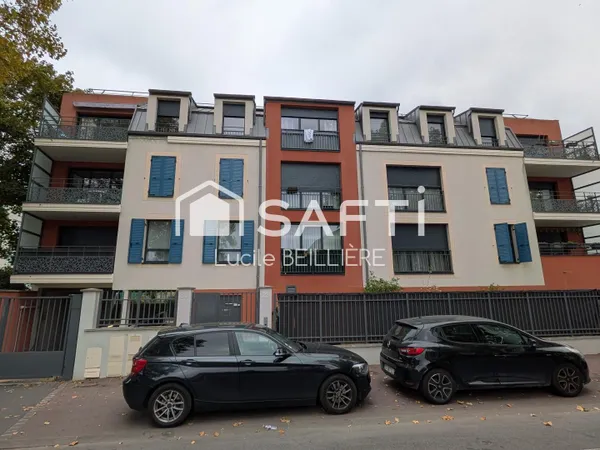 A Montfermeil 93370 Appartement de 80M2, T4, 3 chambres, une terrasse de 10m2, 2 PLACES PARKINGS INT