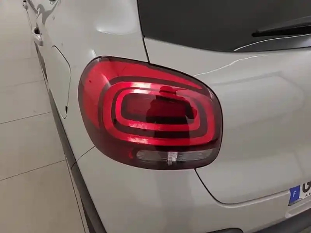 Citroën C3 puretech 110 ch eat6 — photo 41