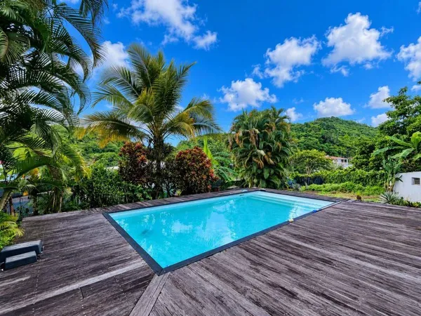 Villa 4 pièces 143 m²