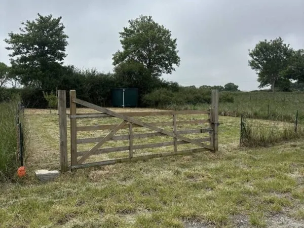 Terrain 450 m²