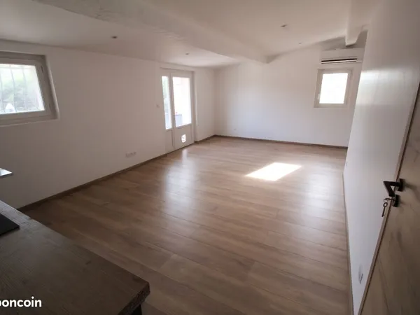 Appartement 3 pièces neuf avec jardin privé et parking à Puget