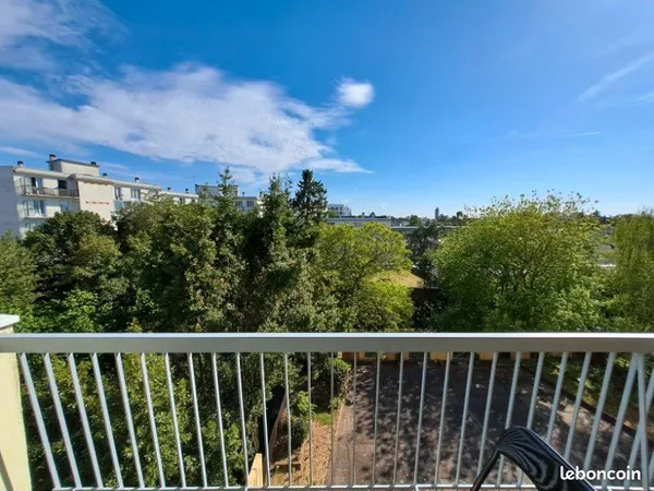 65m² - Vue dégagée que le jardin partagé - Boulevard des belges
