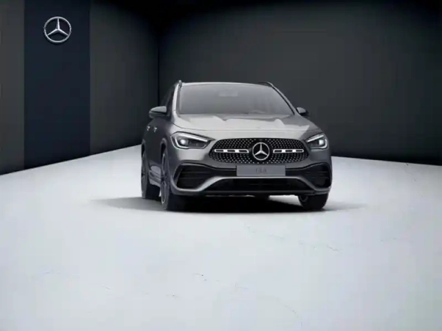 Mercedes Gla 250 e amg line — photo 11