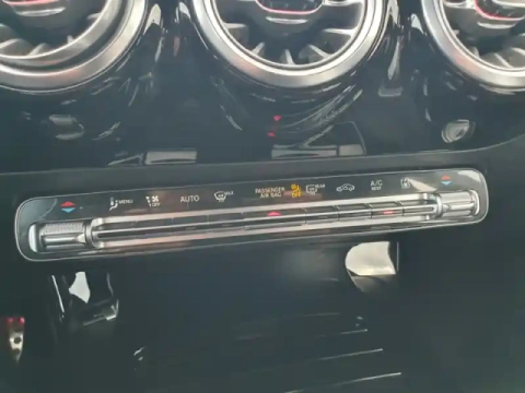 Mercedes Classe A 250 e hybrid eq amg line
