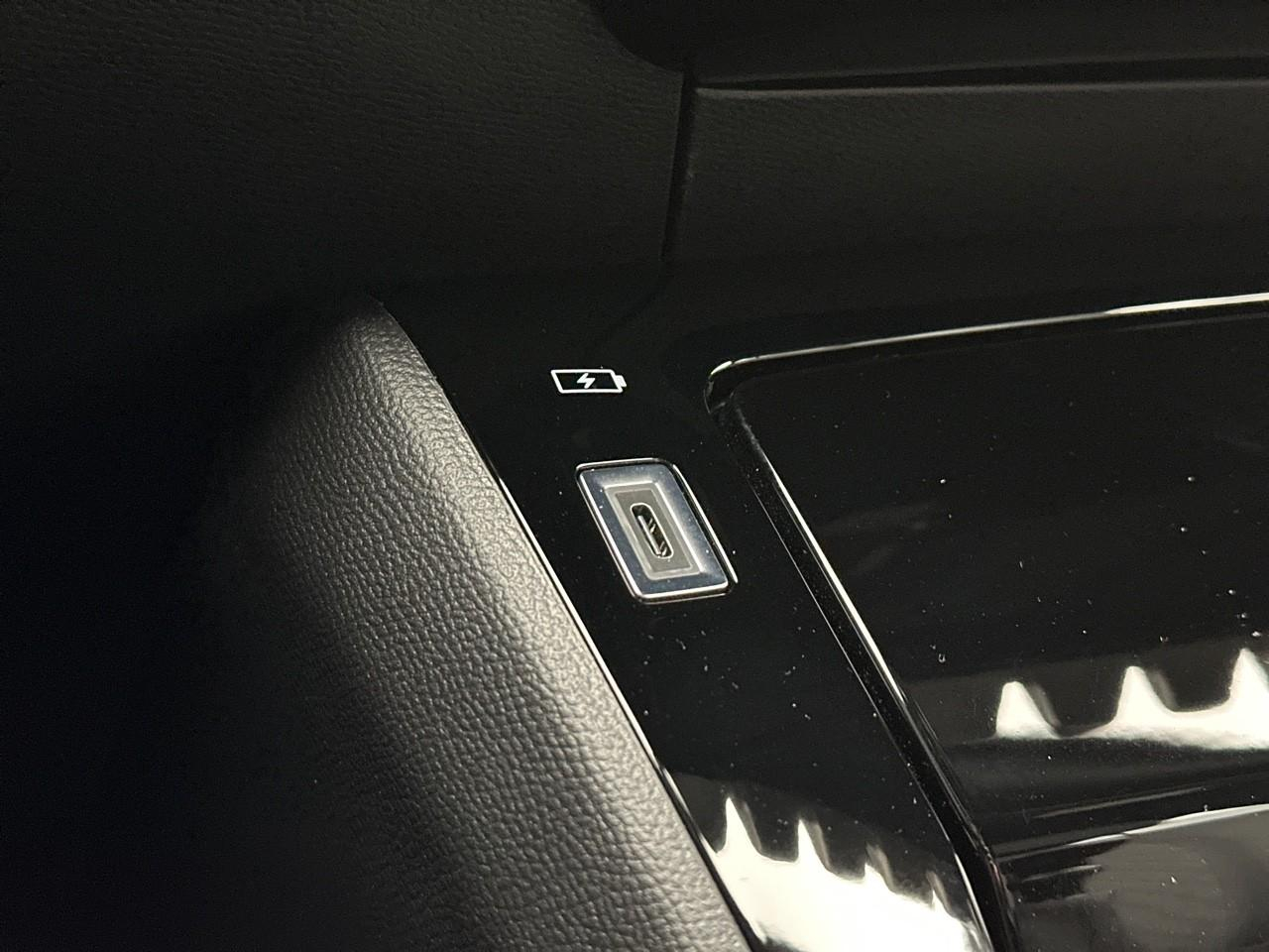Peugeot 2008 100 s&s bvm6 allure — photo 27