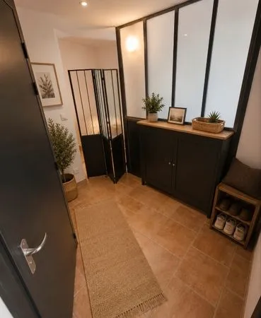 🏡 Appartement de charme entièrement rénové - 85 m² Loi Carrez - 194 000
